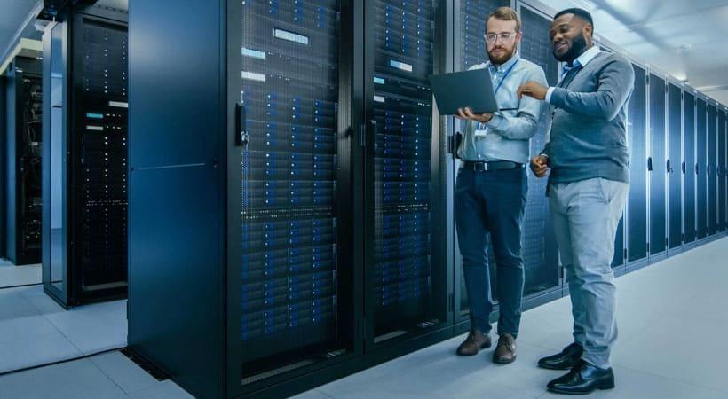 Monitoreo y Mantenimiento Proactivo 24/7 para Servidores